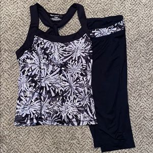 Workout capri outfit